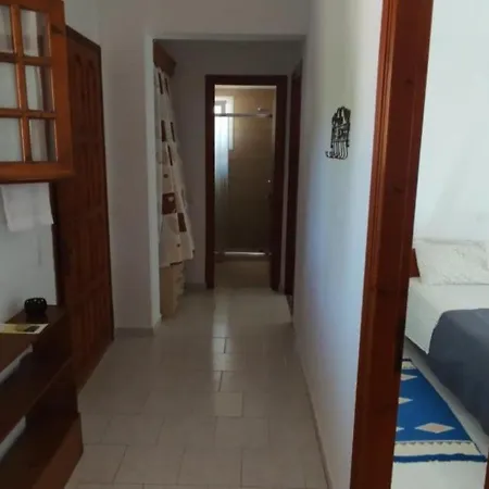 Nikolas House Penzion
