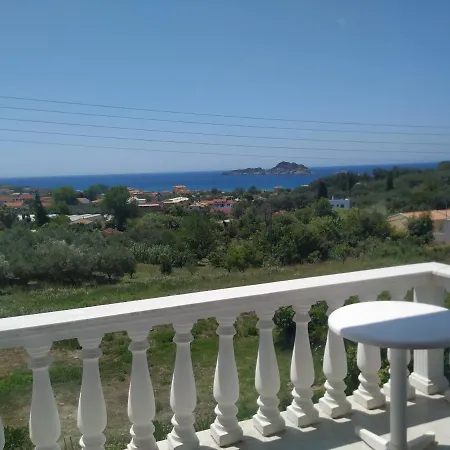 Nikolas House Πανσιόν