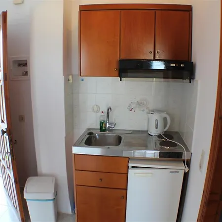 Nikolas House Vendégház