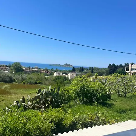 Nikolas House 3*